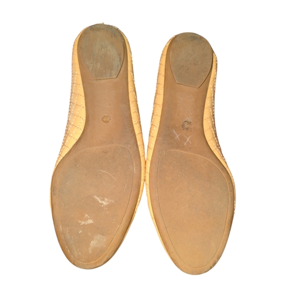 Tory Burch Beige Patent Leather Logo Ballet - Picture 4 of 5